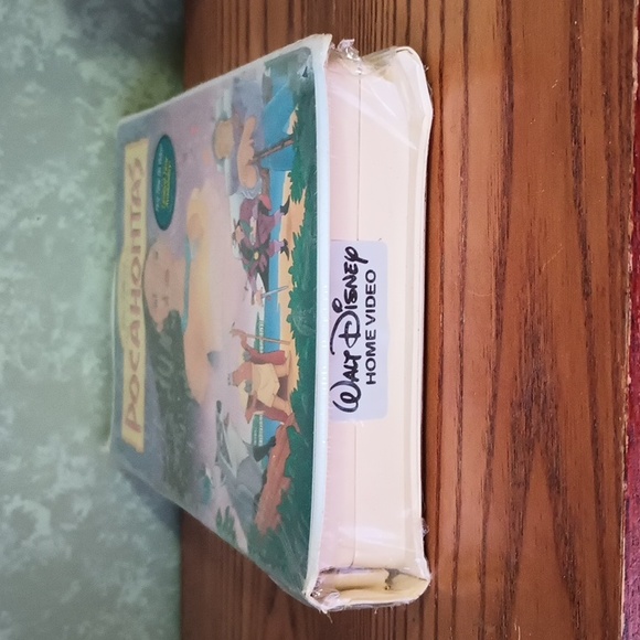 Pocahontas VHS Walt Disney Masterpiece Collection NEW Sealed 1st Time Run! - Picture 5 of 7